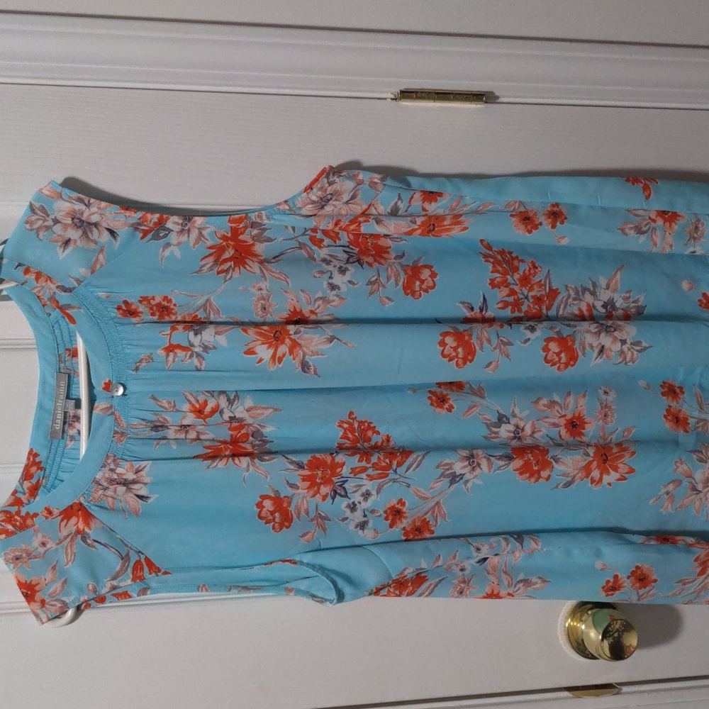 Women's Sleeveless Blouse